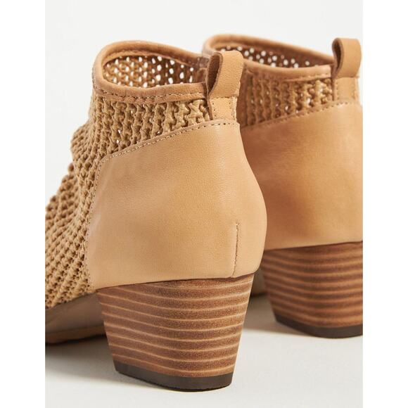 Anthropologie Kelsi Dagger Brooklyn TOAST NEUTRAL Women's 12 Ego Ankle Boot $219 - Picture 2 of 13